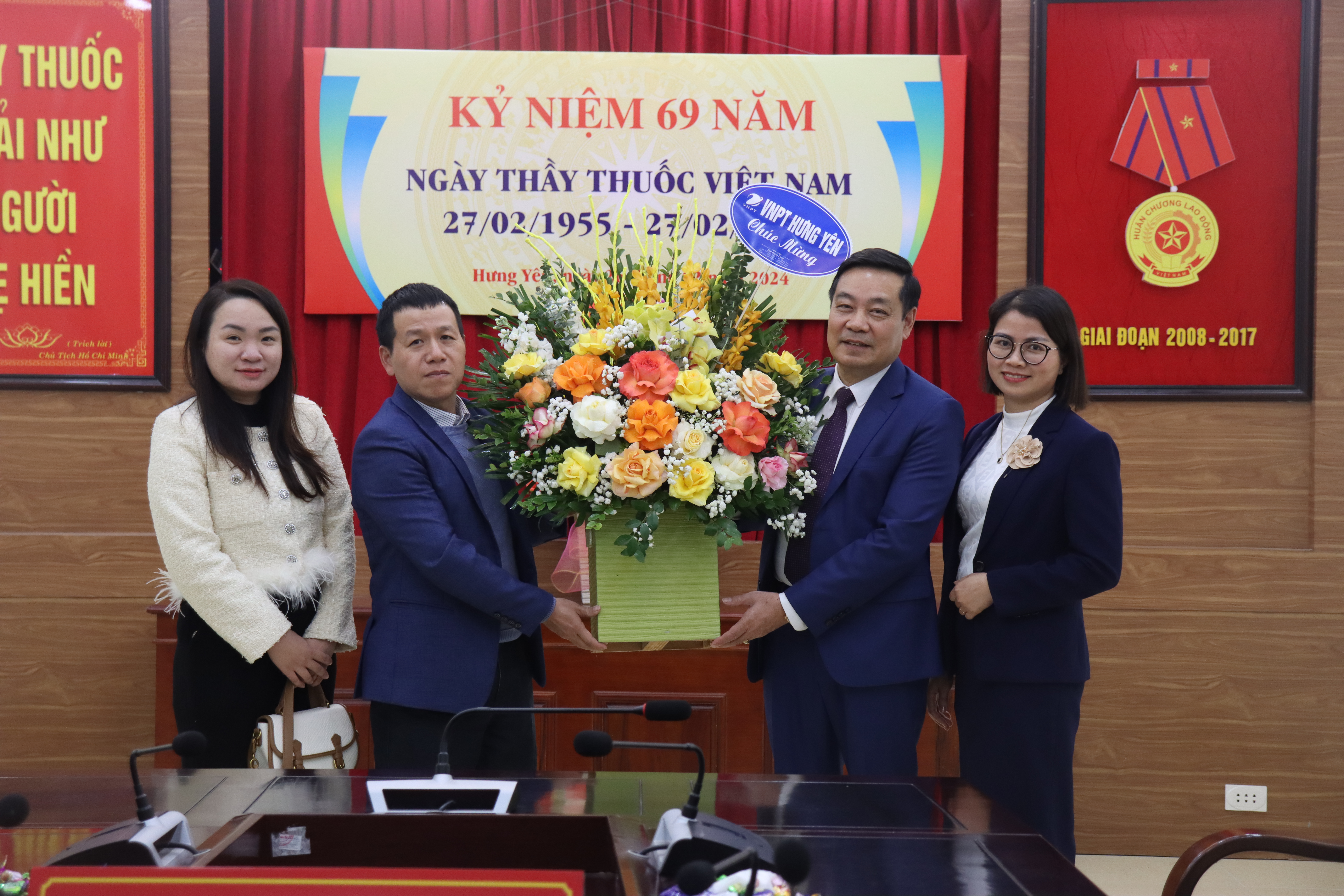 Kỷ niệm 69 năm ngày Thầy thuốc Việt Nam (27/02/1955 - 27/02/2024)